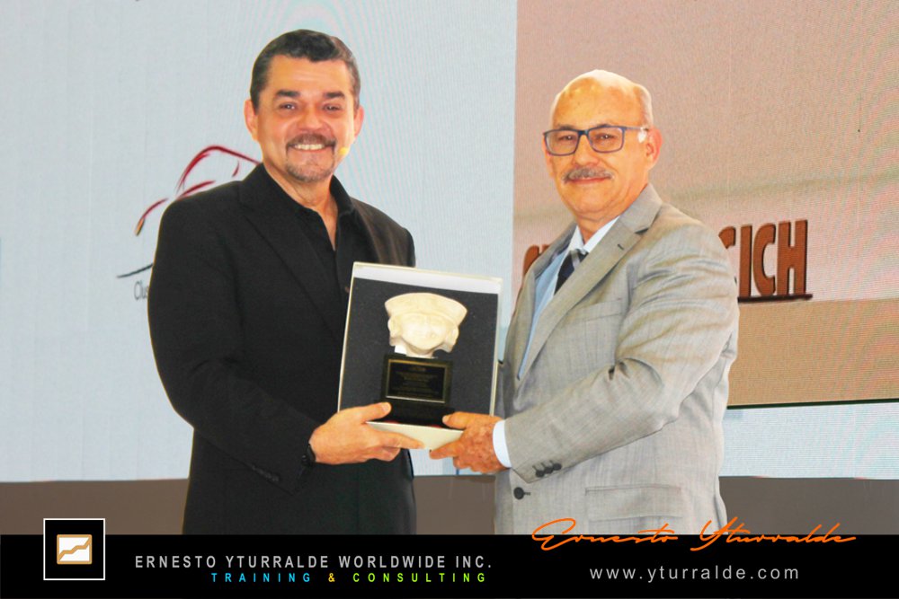 Quito Team Building, programas corporativos online y full-day para desarrollar las nuevas habilidades de tus equipos de trabajo remotos frente a los cambios