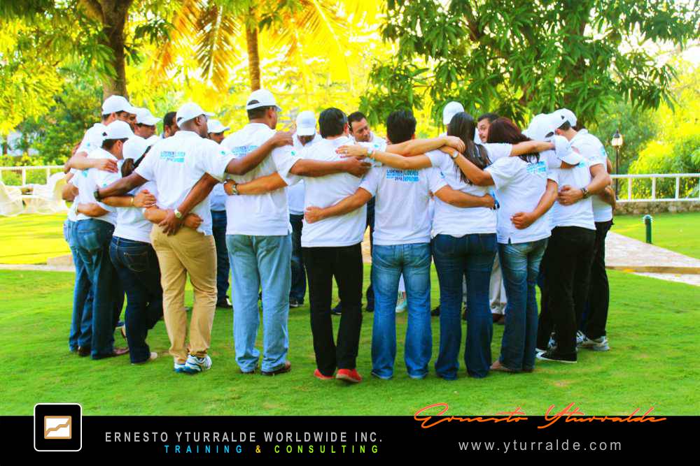 Quito Talleres Vivenciales con Dinámicas de Grupos, Team Bonding, Team Building, Talleres de Cuerdas, Team Building Corporativo