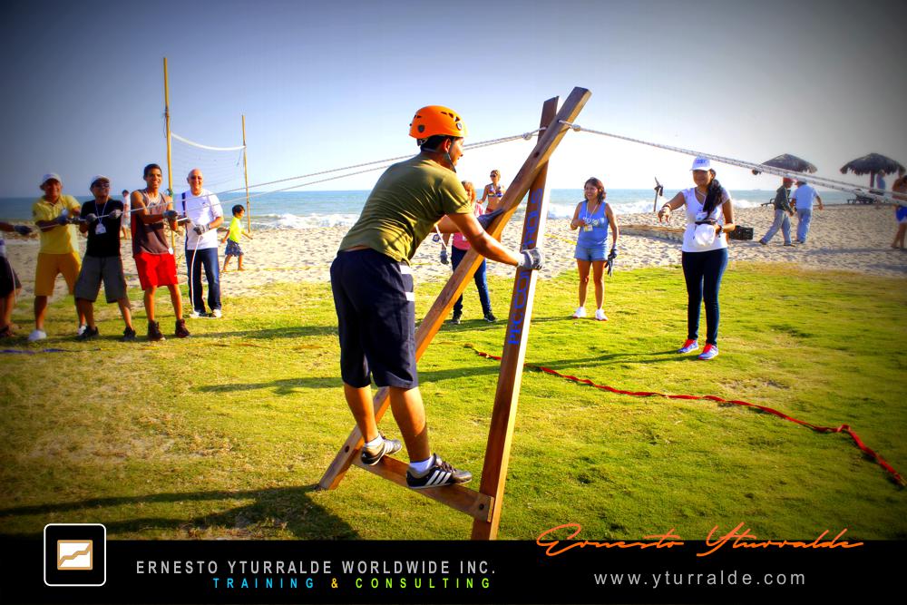 Quito Talleres Vivenciales con Dinámicas de Grupos, Team Bonding, Team Building, Talleres de Cuerdas, Team Building Corporativo